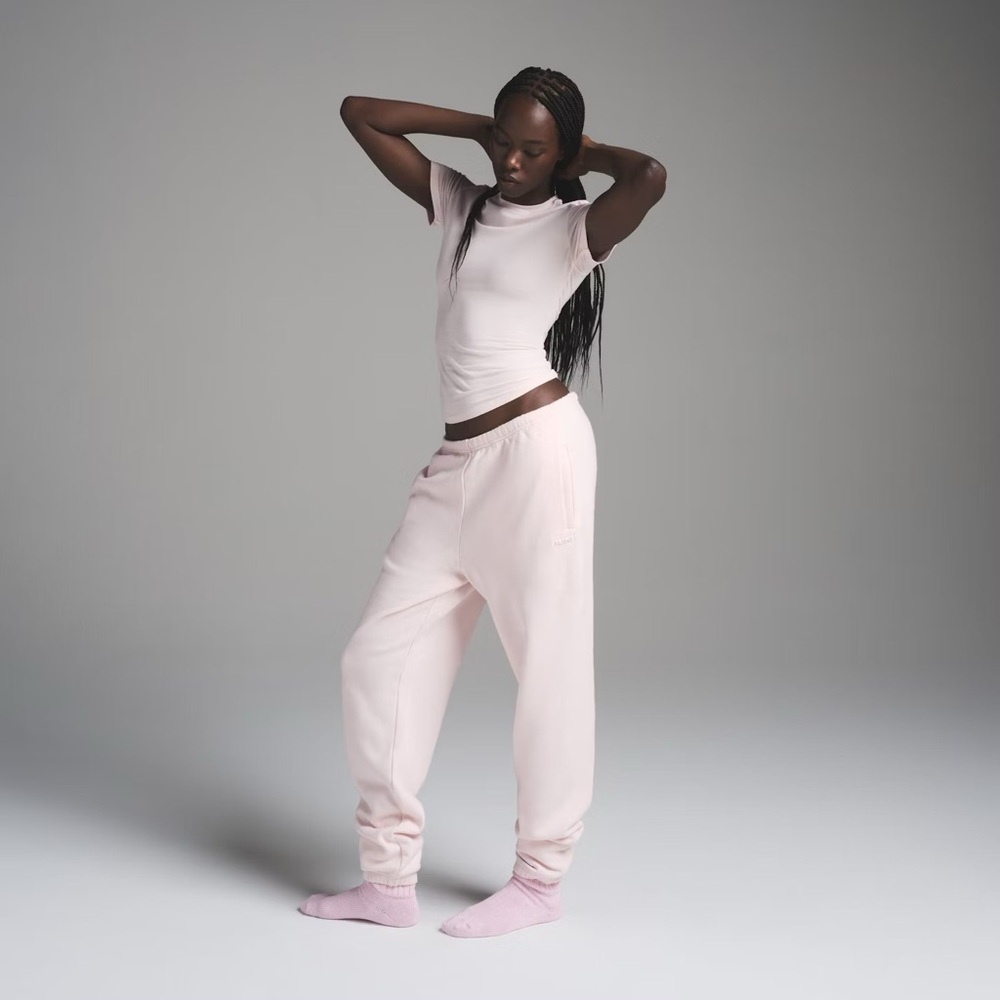 Skims Women's Barley Pink Sweatpants